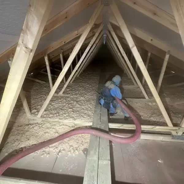 Siltinam bēniņus ar Hunton