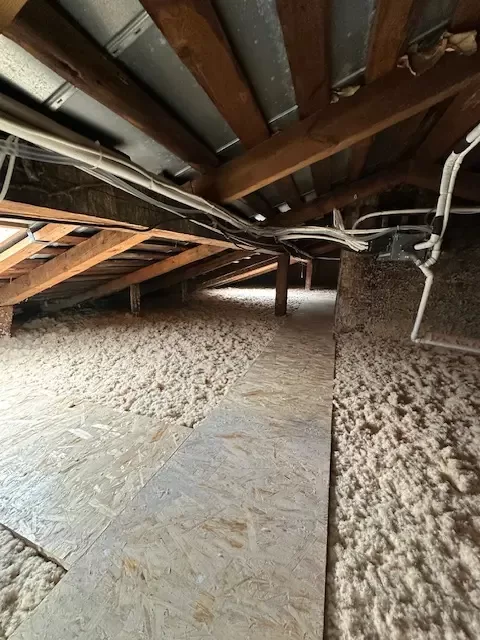 Bēniņu siltināšana ar kokšķiedras vati