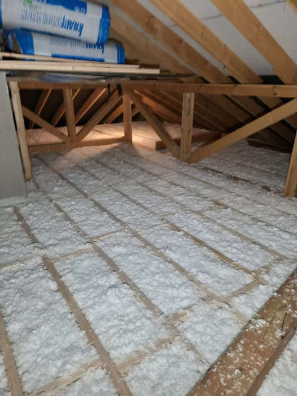 Auksto bēņiņu siltināšana ar Knauf insulation Supafil Loft Pro
