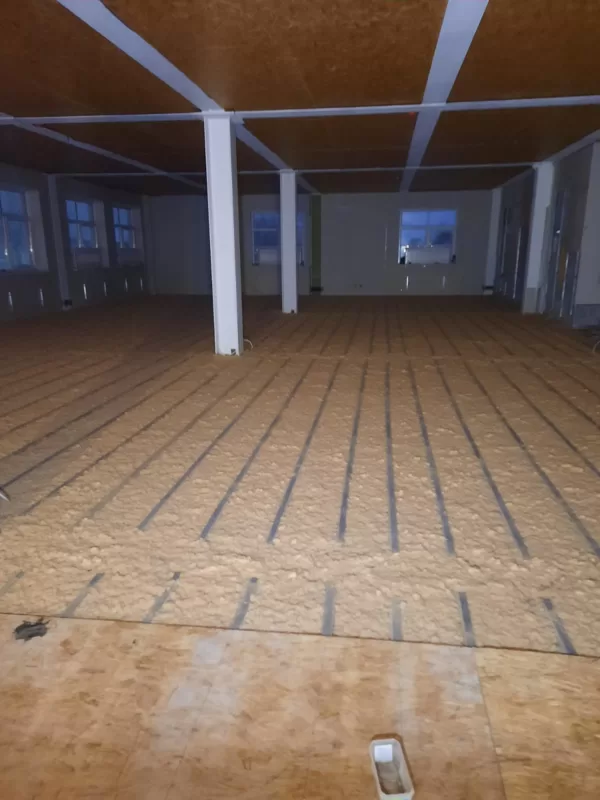 Grīdas siltināšana ar Steico Zell
